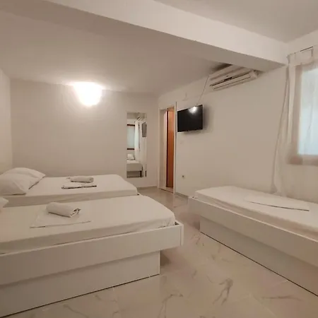 Guest house Lucerna Neum